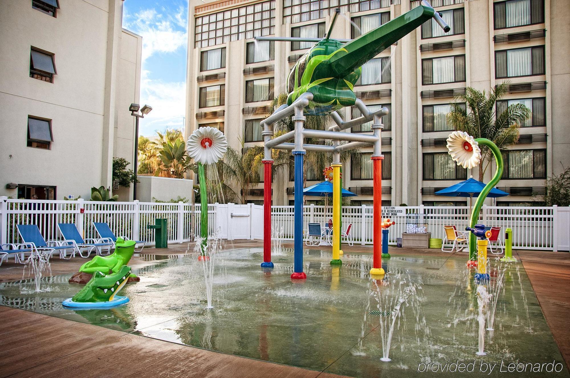 Holiday Inn Hotel&Suites Anaheim, an IHG Hotel Exterior foto